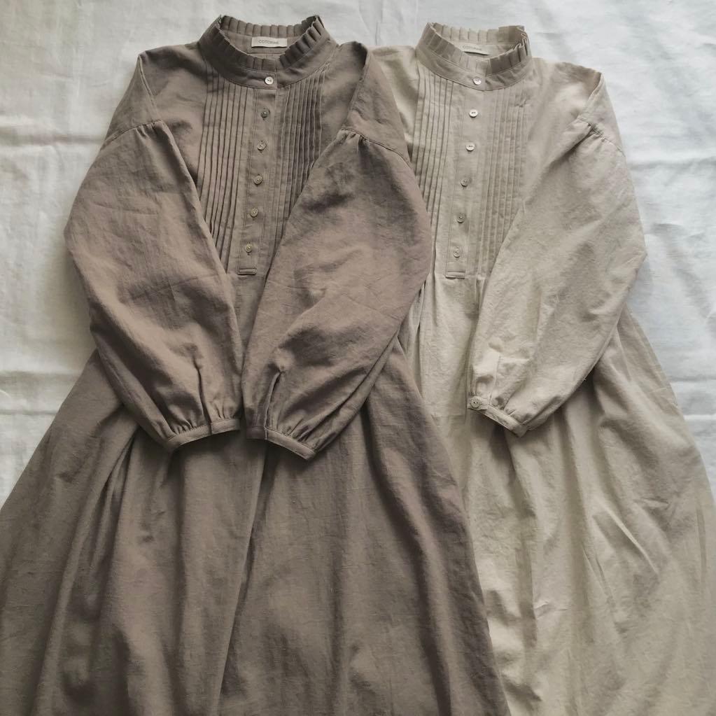 スタンドフリル襟ピンタックワンピース（選べる30色）